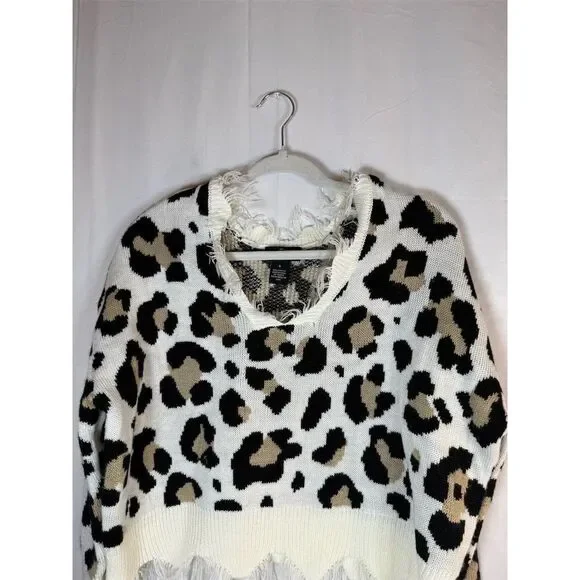 Just Polly Sweater Womens Small Ivory Leopard Print Distressed - Picture 2 of 11